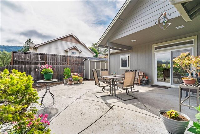 1340 SE Joel Drive, Grants Pass, OR 97527
