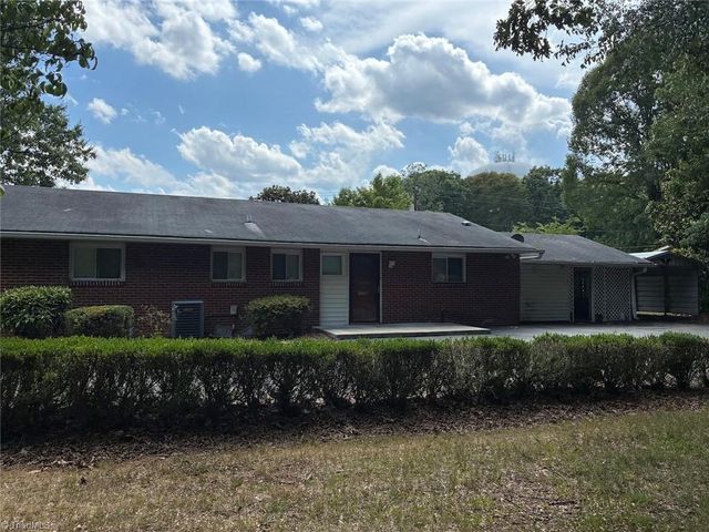 3457 university Parkway, Winston-salem, NC 27106