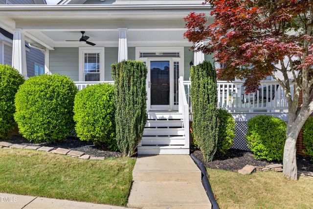 105 Garden Side Way, Apex, NC 27502