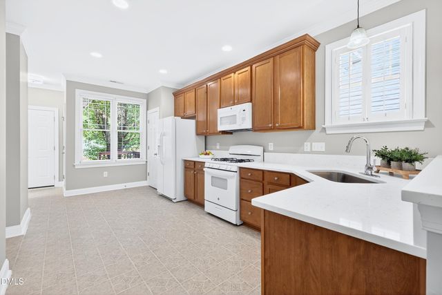 105 Garden Side Way, Apex, NC 27502