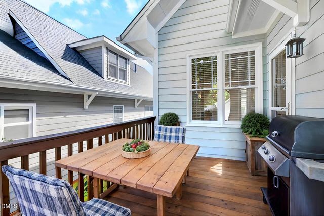 105 Garden Side Way, Apex, NC 27502