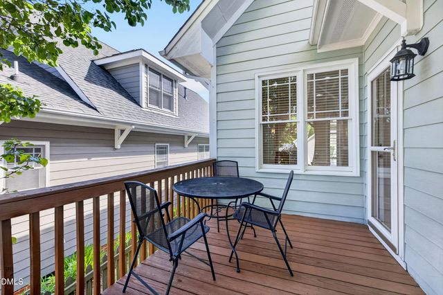 105 Garden Side Way, Apex, NC 27502