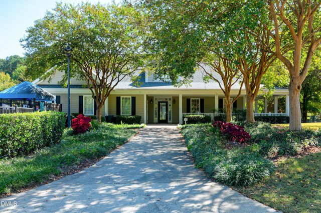 105 Garden Side Way, Apex, NC 27502