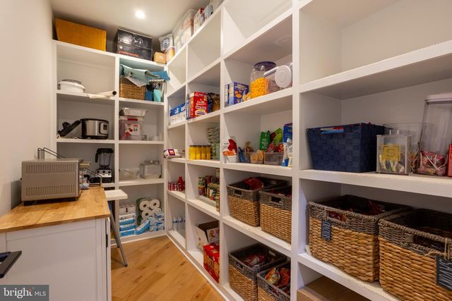 3525 BARTON OAKS RD, Pikesville, MD 21208