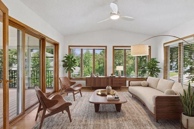 5931 Creek Point, Minnetonka, MN 55345