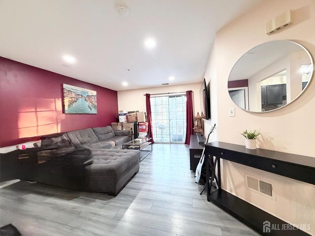 226 Waterford Drive, Edison, NJ 08817