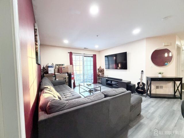 226 Waterford Drive, Edison, NJ 08817