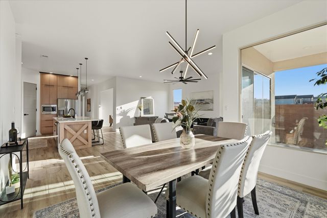 413 Northern Boulevard NE, Rio Rancho, NM 87144