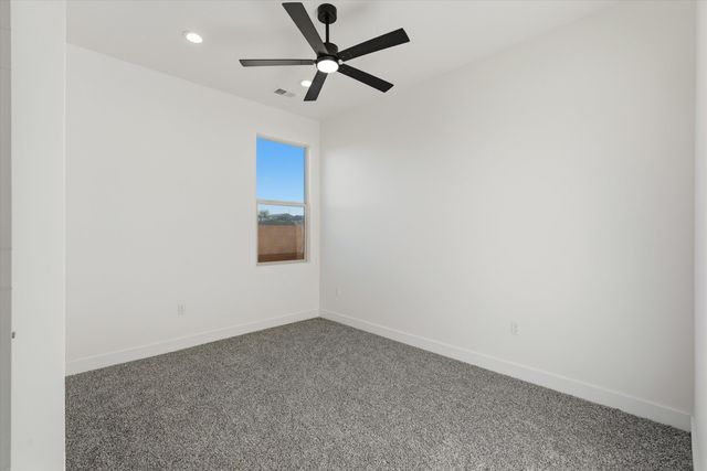 413 Northern Boulevard NE, Rio Rancho, NM 87144