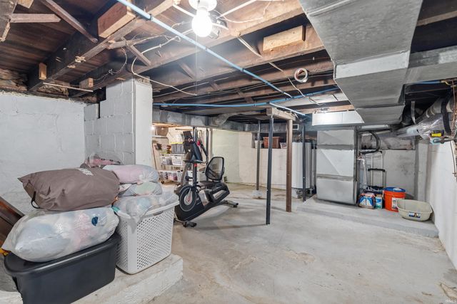 801 Greenlawn Avenue, Fort Wayne, IN 46808