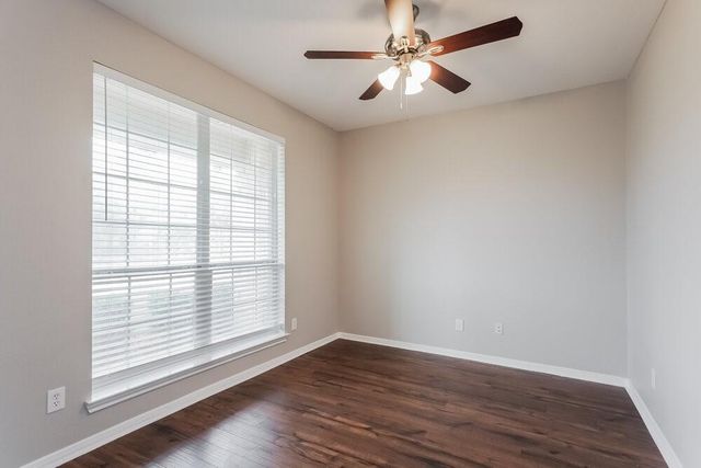 2531 Crystal Shore Drive, Rosharon, TX 77583