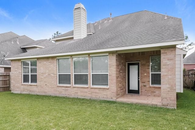 2531 Crystal Shore Drive, Rosharon, TX 77583