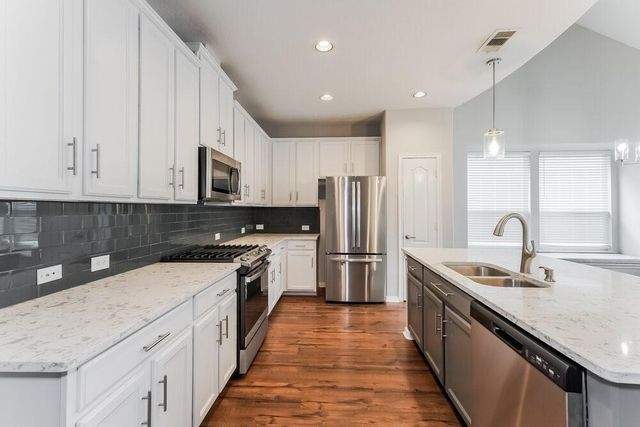 2531 Crystal Shore Drive, Rosharon, TX 77583