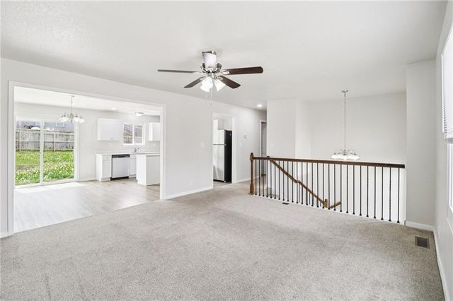 1307 NW Hilltop Lane, Grain Valley, MO 64029