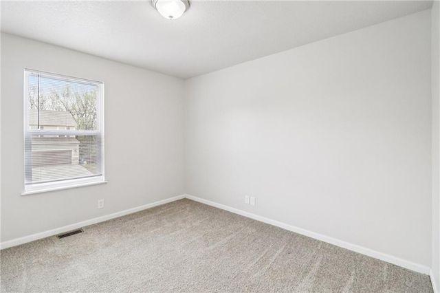 1307 NW Hilltop Lane, Grain Valley, MO 64029