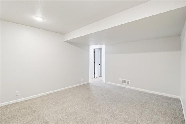 1307 NW Hilltop Lane, Grain Valley, MO 64029