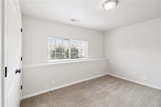 1307 NW Hilltop Lane, Grain Valley, MO 64029