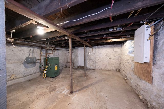 1315 Labelle Ave, Wilkinsburg, PA 15221