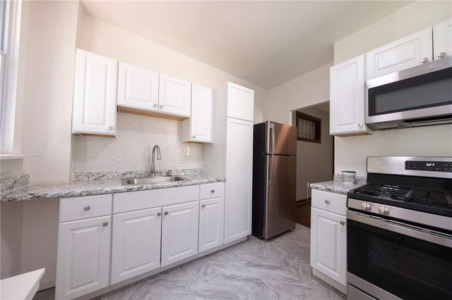 1315 Labelle Ave, Wilkinsburg, PA 15221