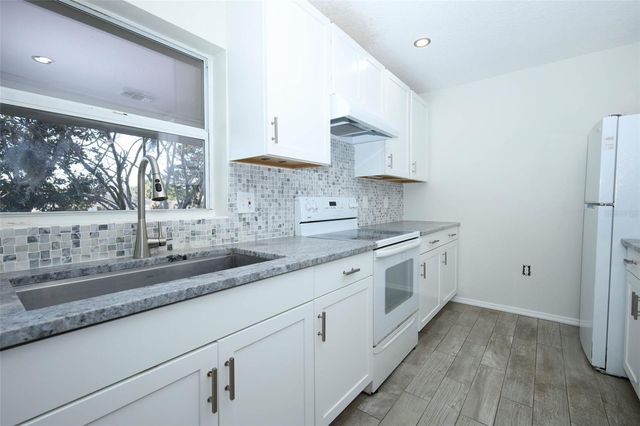 819 CANOVIA AVENUE, Orlando, FL 32804