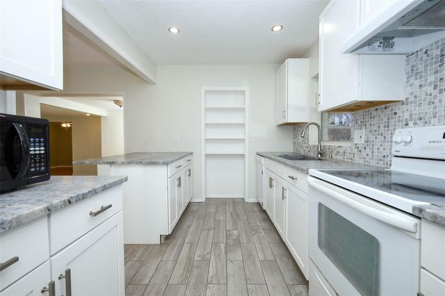 819 CANOVIA AVENUE, Orlando, FL 32804