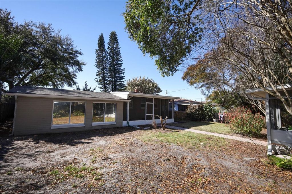 Image 43 of property listing at 819 CANOVIA AVENUE, Orlando, FL 32804