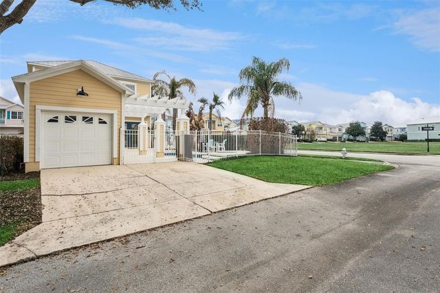 1440 FAIRVIEW CIRCLE, Kissimmee, FL 34747