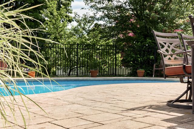 61 Merritt, Kingston, NY 12401