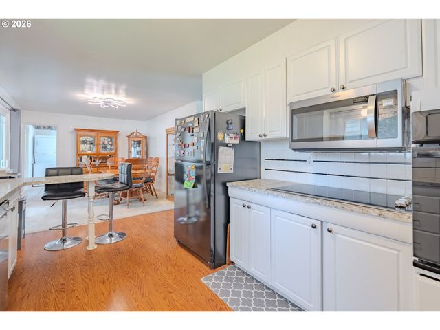 8605 Nw 9TH Ave, Vancouver, WA 98665