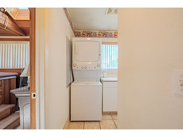 8605 Nw 9TH Ave, Vancouver, WA 98665