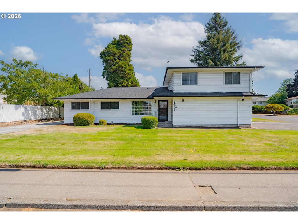 8605 Nw 9TH Ave, Vancouver, WA 98665