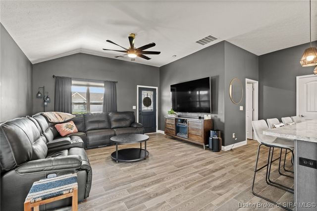 8158 Wagner Avenue NE, New Salisbury, IN 47161