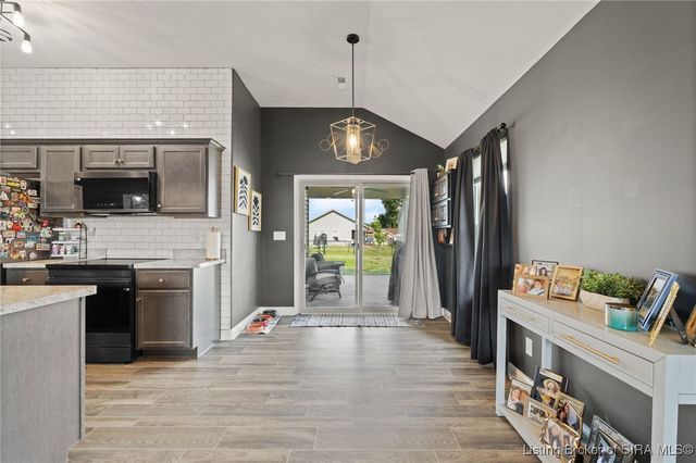 8158 Wagner Avenue NE, New Salisbury, IN 47161