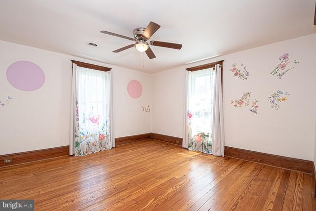 202 SHENANDOAH AVE, Edinburg, VA 22824
