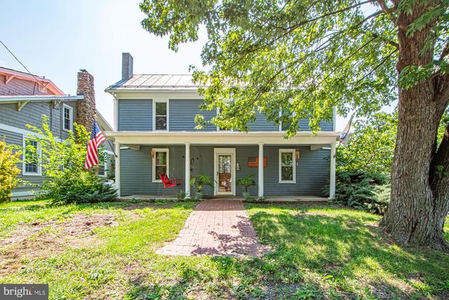 202 SHENANDOAH AVE, Edinburg, VA 22824