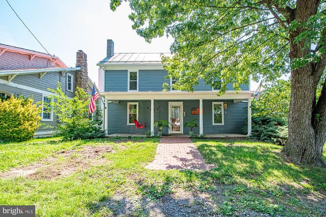 202 SHENANDOAH AVE, Edinburg, VA 22824