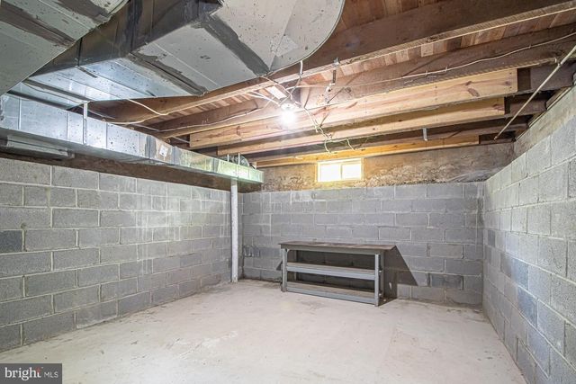 202 SHENANDOAH AVE, Edinburg, VA 22824
