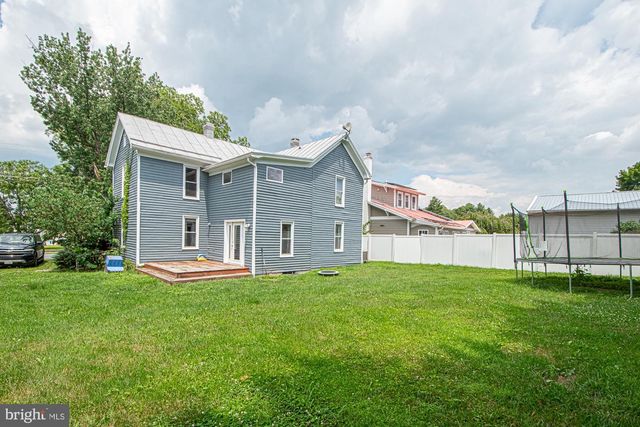 202 SHENANDOAH AVE, Edinburg, VA 22824
