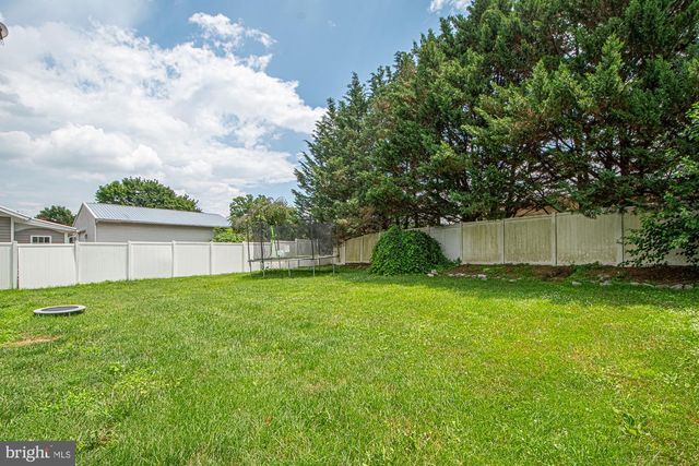 202 SHENANDOAH AVE, Edinburg, VA 22824