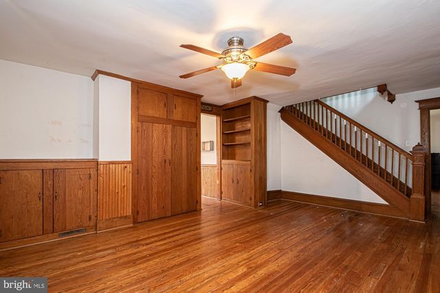 202 SHENANDOAH AVE, Edinburg, VA 22824