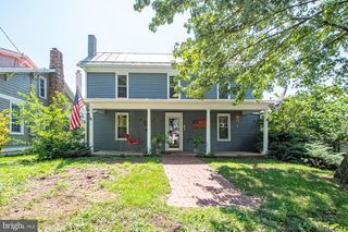 202 SHENANDOAH AVE, Edinburg, VA 22824