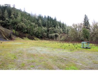 0 YOKUM Rd, Riddle, OR 97469
