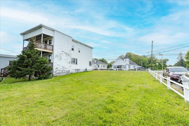 5 Meriline Ave, Methuen, MA 01844