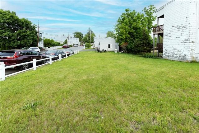 5 Meriline Ave, Methuen, MA 01844