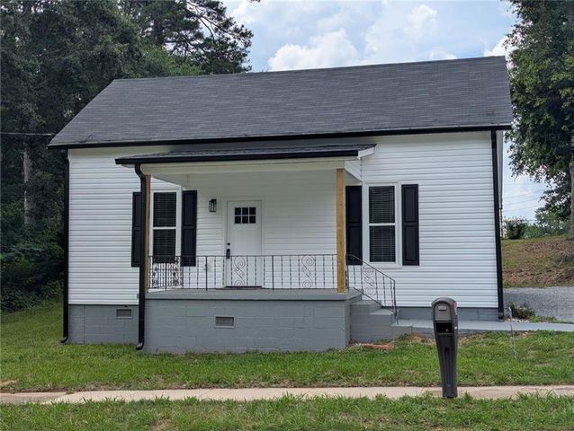 305 Burson Avenue, Carrollton, GA 30117