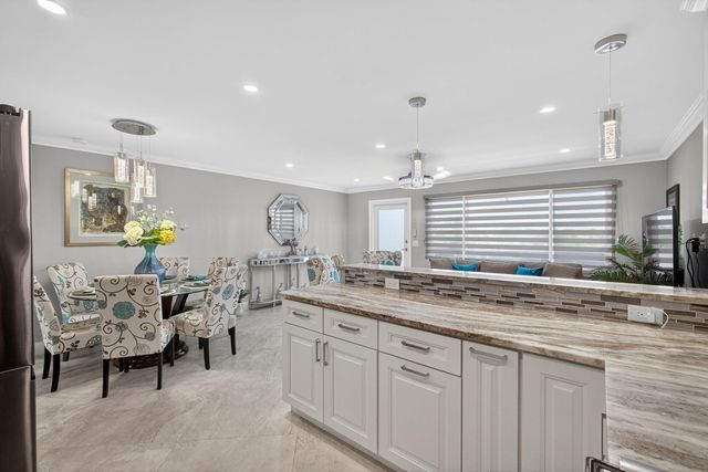 445 Dover C, West Palm Beach, FL 33417