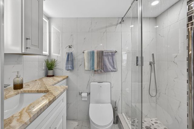 445 Dover C, West Palm Beach, FL 33417