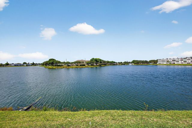 445 Dover C, West Palm Beach, FL 33417