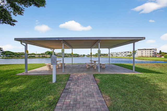 445 Dover C, West Palm Beach, FL 33417