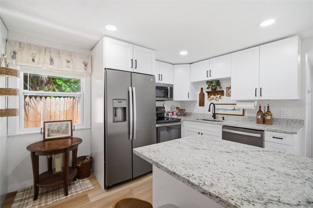 4120 BURLINGTON AVENUE N, St Petersburg, FL 33713